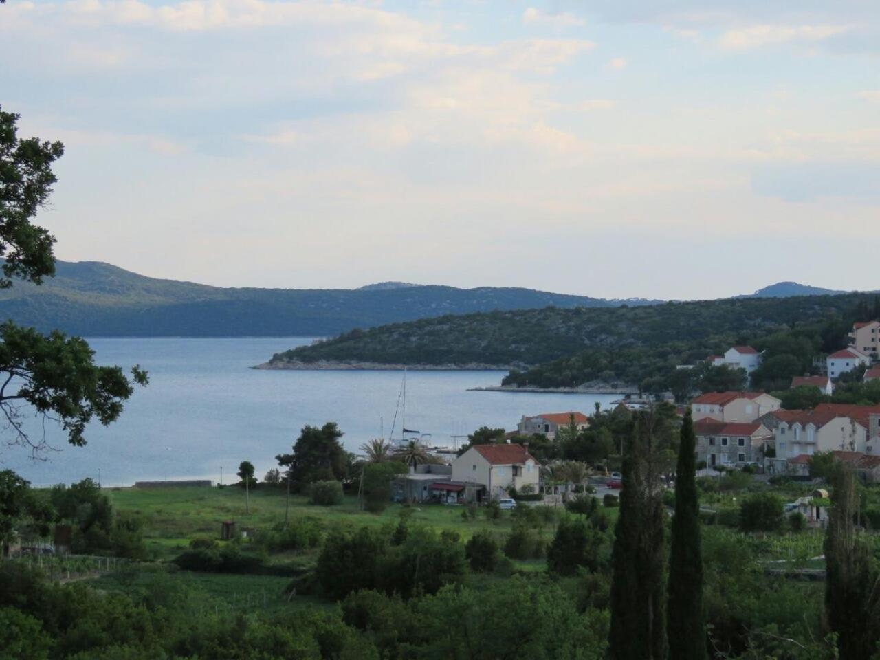 Vila Mozara Слано Екстериор снимка
