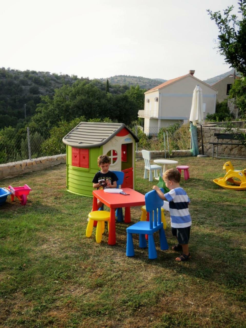 Vila Mozara Слано Екстериор снимка